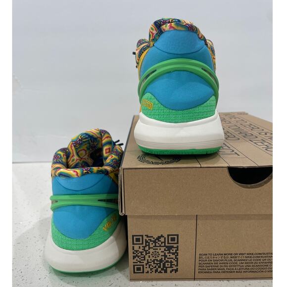 Nike Kyrie Eight Go SE Basketball Shoe Sneaker Kids Size 6.5 DV3018-400 New - Picture 5 of 9